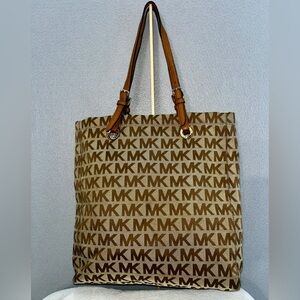 Michael Kors Jet Set North South Size Large Tote bag Shoulder Bag